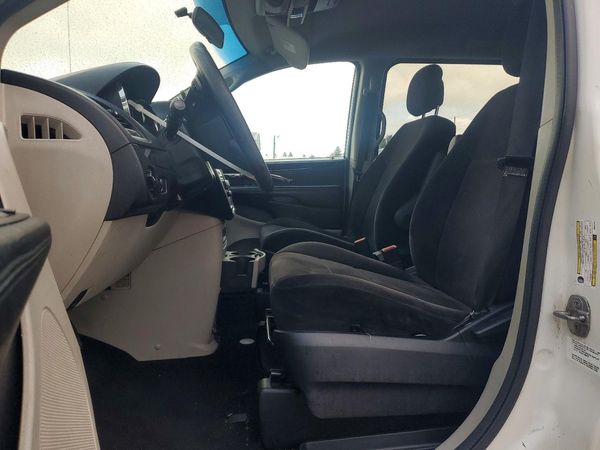 2013 DODGE GRAND CARAVAN SE — DENT
