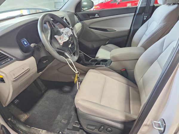 2016 HYUNDAI TUCSON — DENT