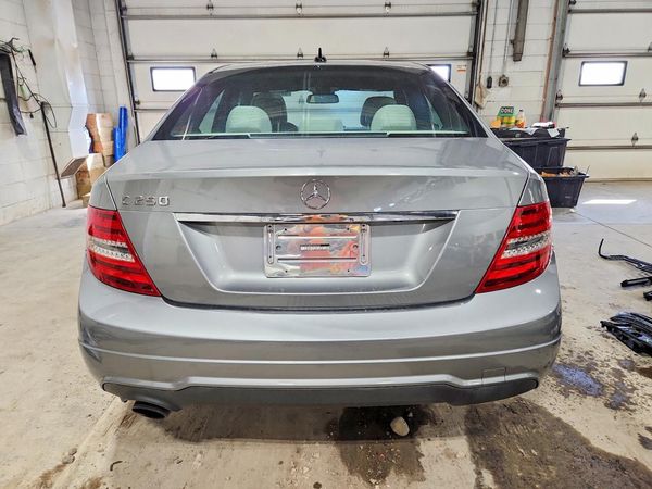 2014 MERCEDES-BENZ C C250