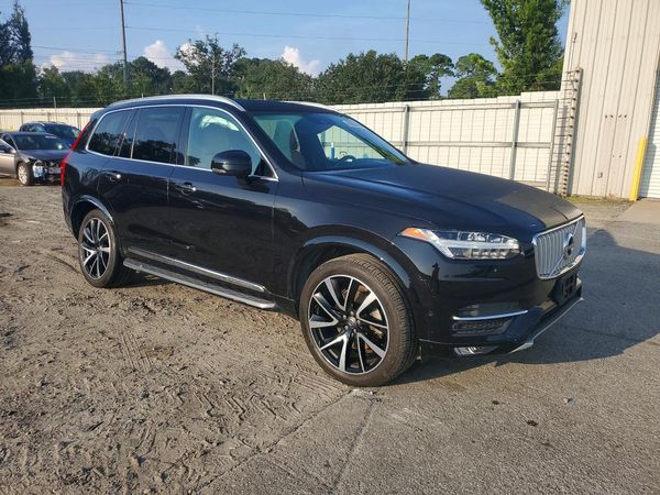 2018 VOLVO XC90 Inscription — Passenger 3/4
