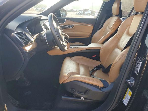 2018 VOLVO XC90 Inscription — DENT