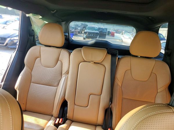 2018 VOLVO XC90 Inscription — SUVN