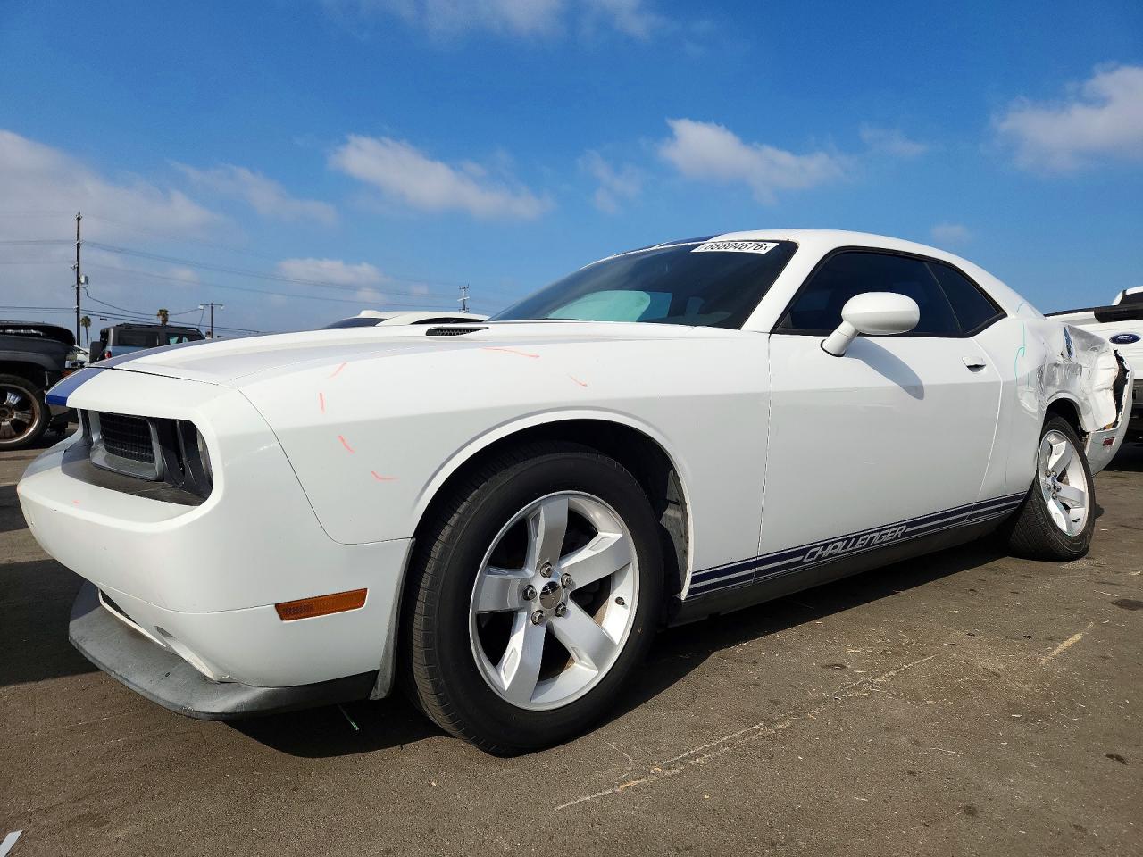 2013 DODGE CHALLENGER Base