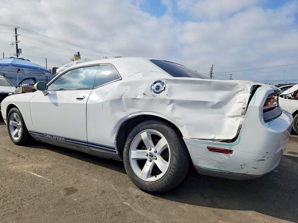 2013 DODGE CHALLENGER Base