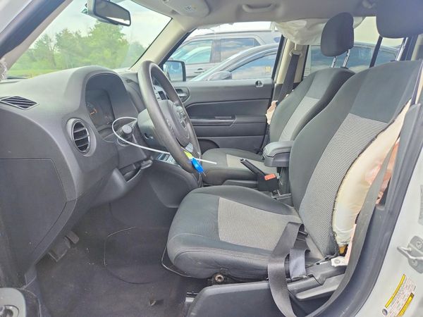2015 JEEP PATRIOT — DENT