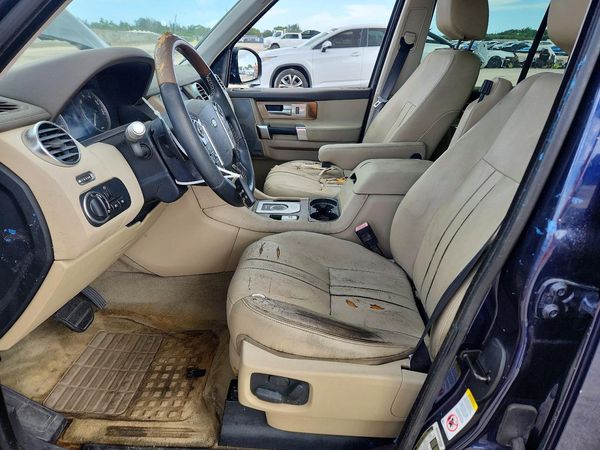 2016 LAND ROVER LR4 HSE — DENT