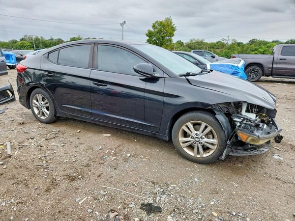 2018 HYUNDAI ELANTRA — Passenger 3/4