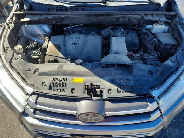 2018 TOYOTA HIGHLANDER SE/XLE