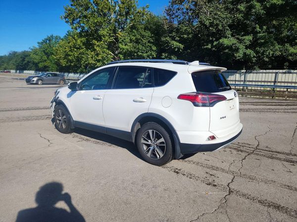 2018 TOYOTA RAV4 Adventure/XLE
