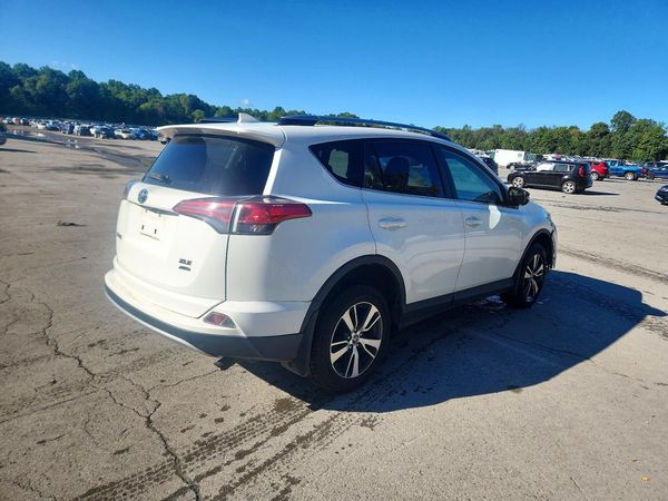 2018 TOYOTA RAV4 Adventure/XLE