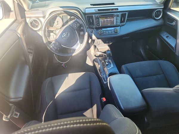 2018 TOYOTA RAV4 Adventure/XLE