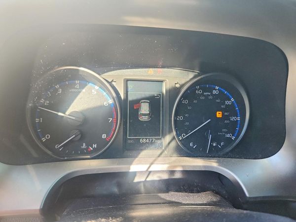 2018 TOYOTA RAV4 Adventure/XLE