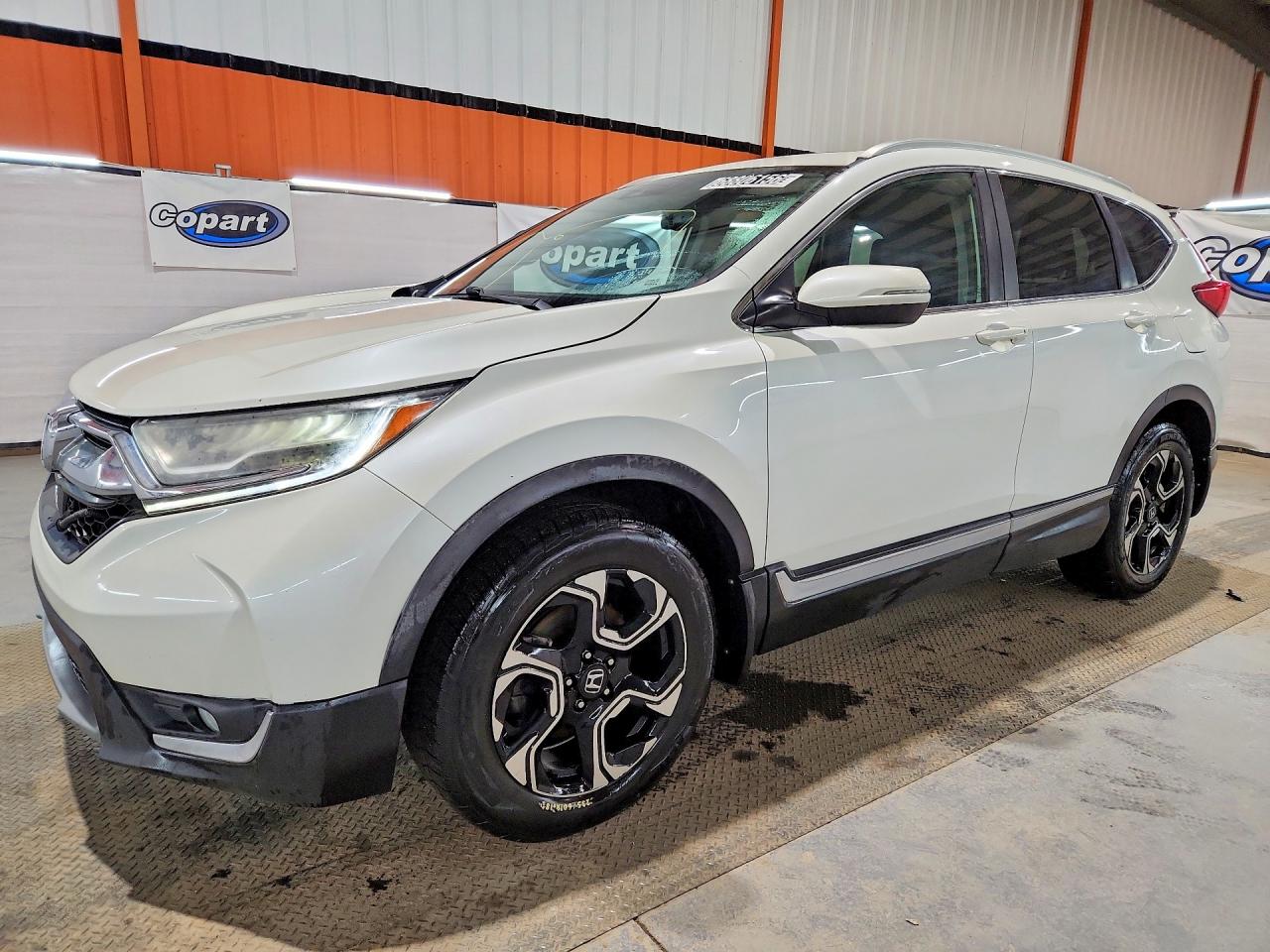 2017 HONDA CRV Touring — Front 3/4