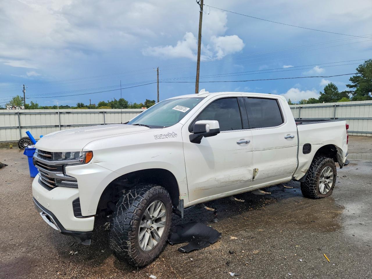 2019 CHEVROLET SILVERADO High Country — Front 3/4