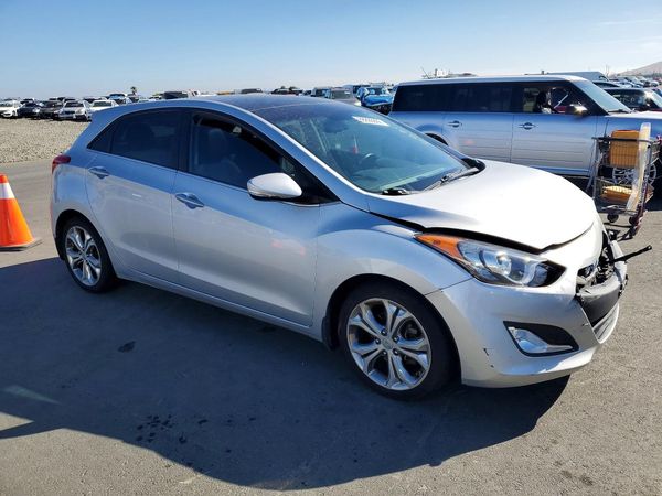 2013 HYUNDAI ELANTRA — Passenger 3/4