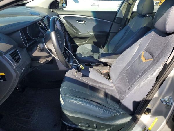 2013 HYUNDAI ELANTRA — DENT