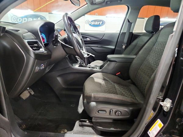 2022 CHEVROLET EQUINOX LT (1LT) — DENT