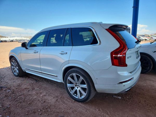 2017 VOLVO XC90 Inscription