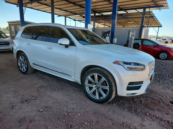 2017 VOLVO XC90 Inscription
