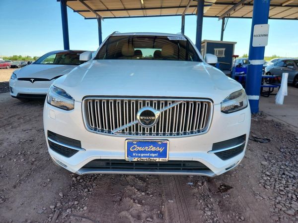 2017 VOLVO XC90 Inscription