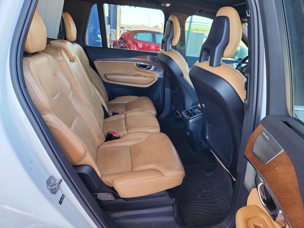 2017 VOLVO XC90 Inscription