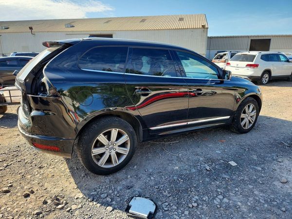 2016 VOLVO XC60