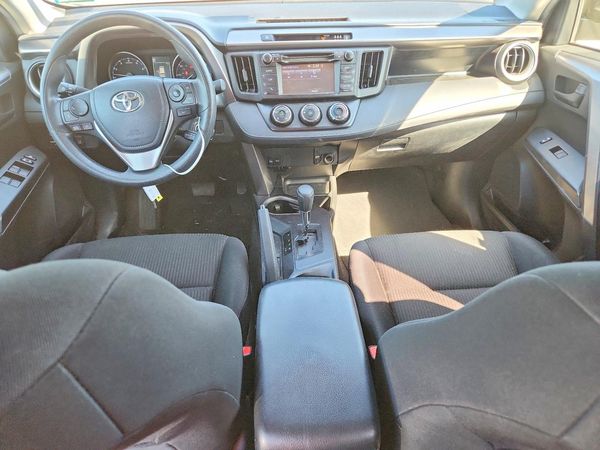 2017 TOYOTA RAV4 LE