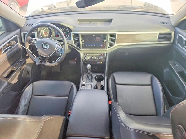 2019 VOLKSWAGEN ATLAS SE