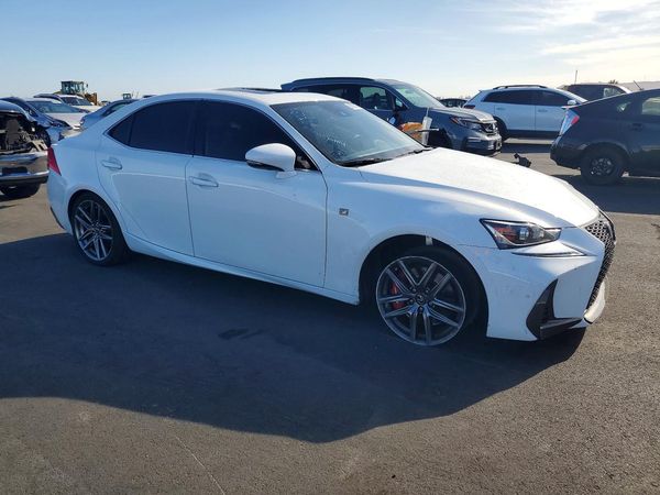2018 LEXUS IS 300 — Passenger 3/4