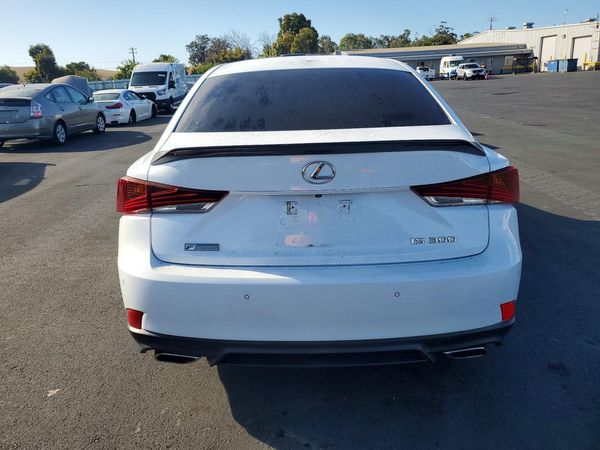 2018 LEXUS IS 300 — DIRR