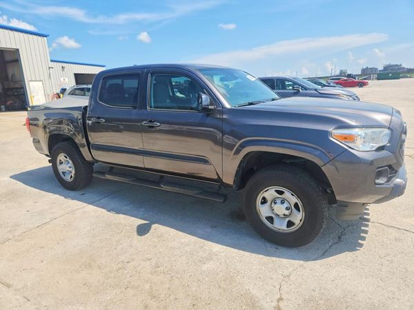 2019 TOYOTA TACOMA SR5