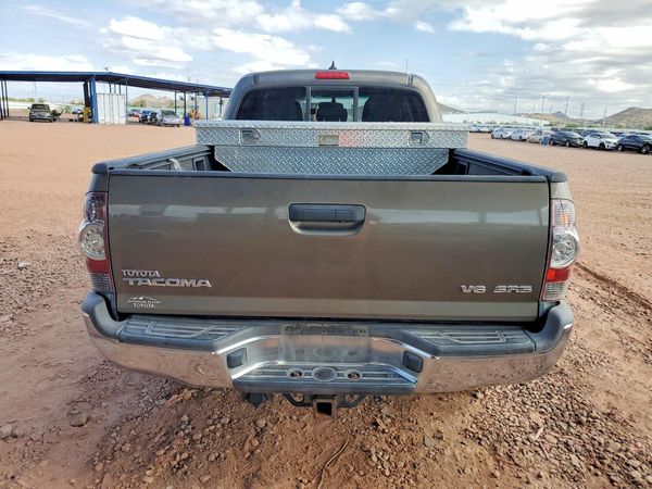 2012 TOYOTA TACOMA