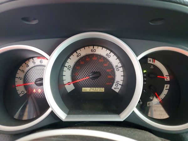 2012 TOYOTA TACOMA