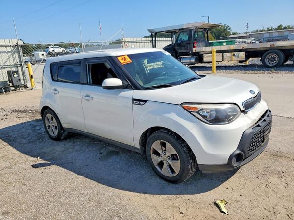 2016 KIA SOUL — Passenger 3/4