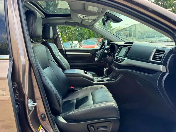 2019 TOYOTA HIGHLANDER SE/XLE