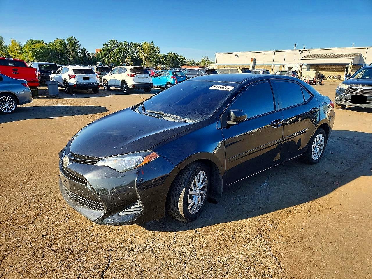 2018 TOYOTA COROLLA — Front 3/4