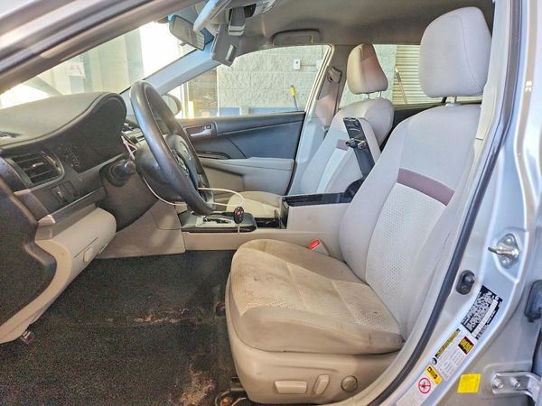2014 TOYOTA CAMRY — DENT