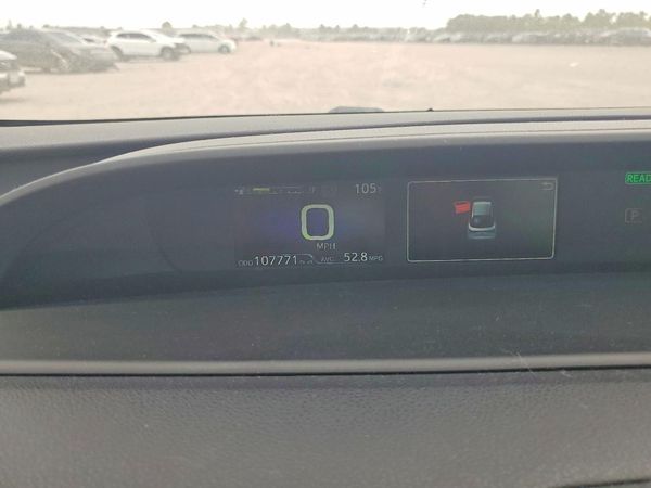 2022 TOYOTA PRIUS
