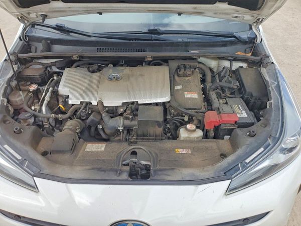 2022 TOYOTA PRIUS