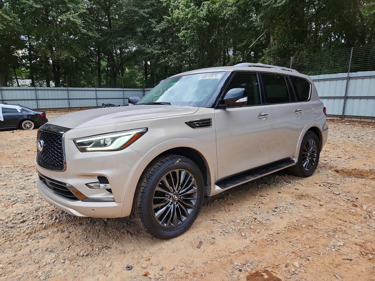 2022 INFINITI QX80 S