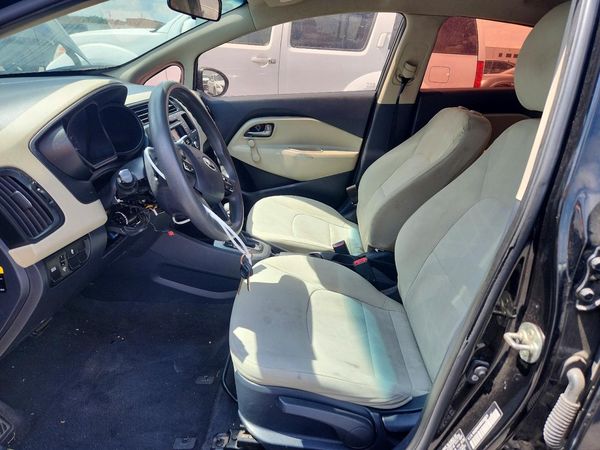 2013 KIA RIO — DENT