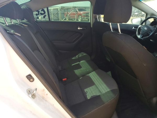 2017 KIA FORTE LX Popular, S