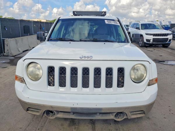 2014 JEEP PATRIOT Sport