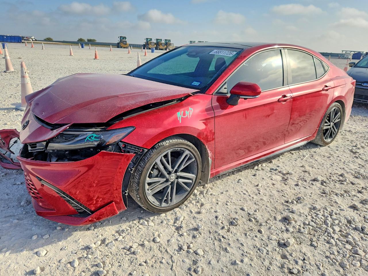 2025 TOYOTA CAMRY — Front 3/4