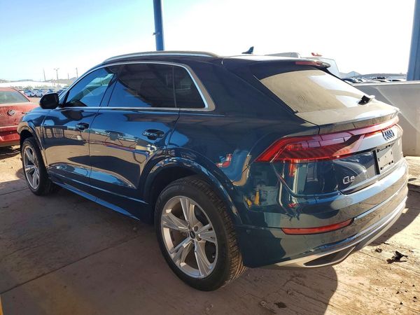 2021 AUDI Q8 quattro Prestige