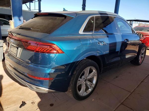 2021 AUDI Q8 quattro Prestige