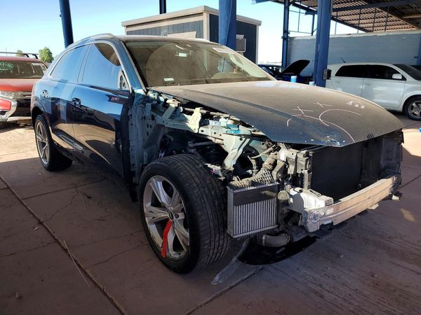 2021 AUDI Q8 quattro Prestige