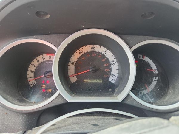 2014 TOYOTA TACOMA Delux Grade