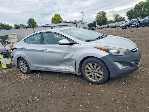 2015 HYUNDAI ELANTRA GLS(Middle)