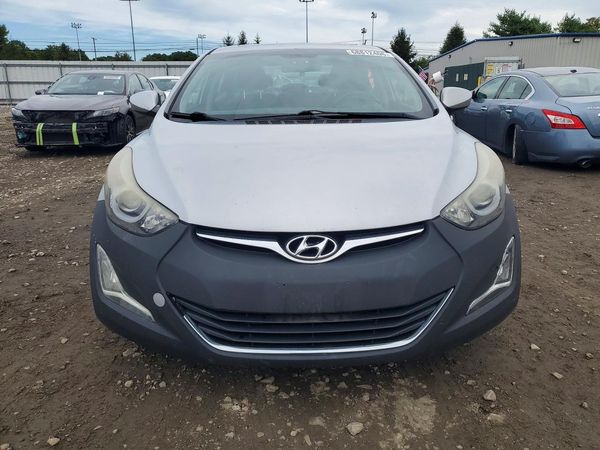 2015 HYUNDAI ELANTRA GLS(Middle)